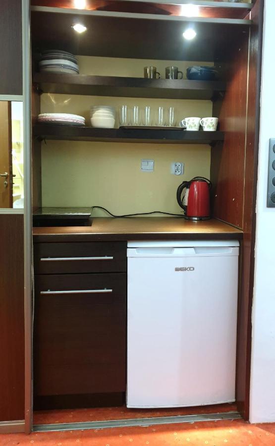 Apartament Dina20 Apartment *