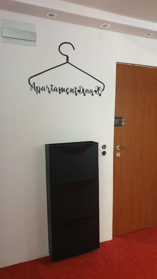 Apartament Dina20 *